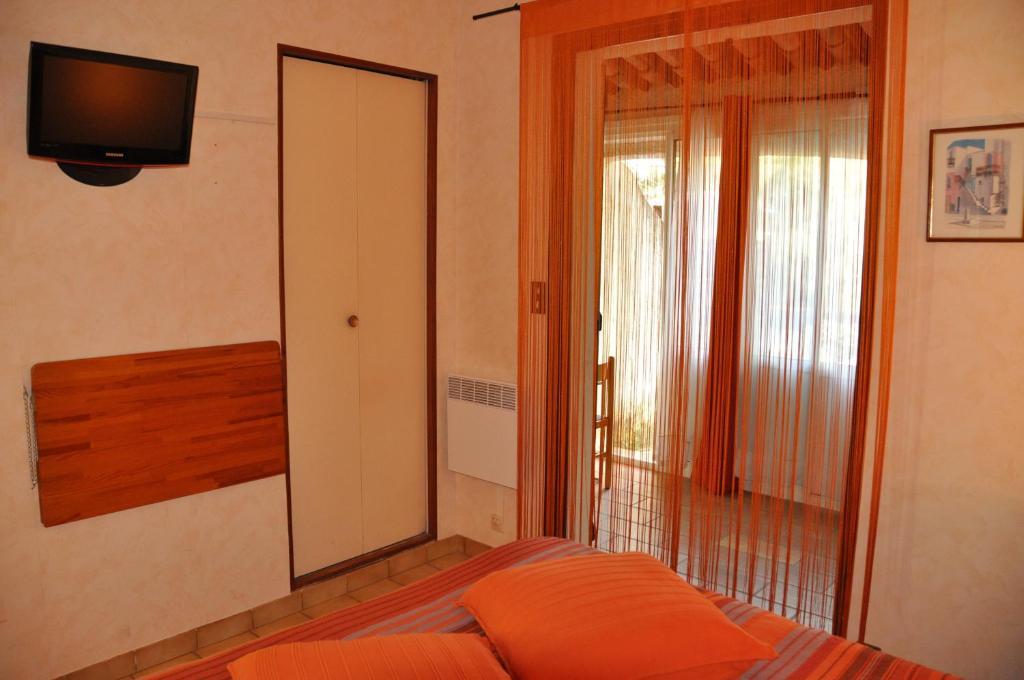 La Cigaliere Hotel เลอโบสเซต์ ห้อง รูปภาพ