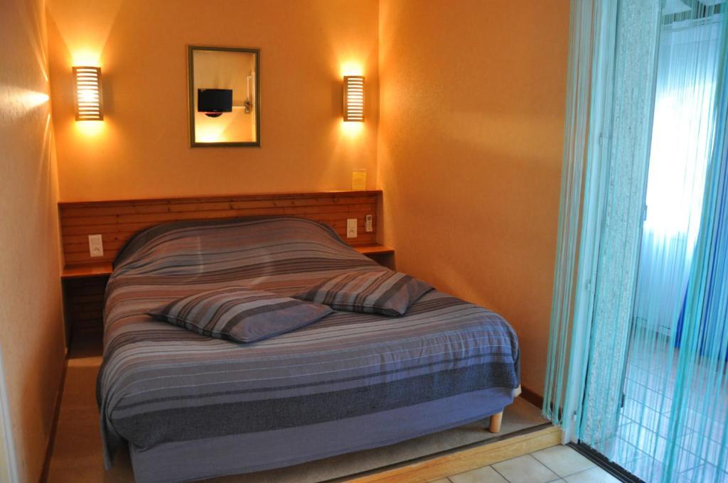 La Cigaliere Hotel เลอโบสเซต์ ห้อง รูปภาพ
