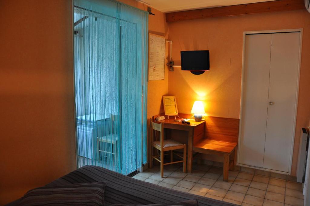 La Cigaliere Hotel เลอโบสเซต์ ห้อง รูปภาพ
